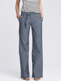 Chambray Tie-Front Wide-Leg Pant Mode Ab 50, Chambray Pants, Summer Work Outfits, Ținută Casual, Mode Style, Work Fashion, Linen Pants, Work Casual, Pants Outfit