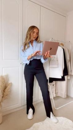 Looks Jeans, Fashionable Work Outfit, Casual Work Outfits Women, Office Casual Outfit, Look Formal, Business Outfits Women, Office Outfits Women, Corporate Outfits, Business Casual Outfits For Work