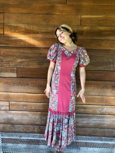 This vintage muumuu is mauve and country blue. So pretty with puffy sleeves and the back hem is so unique. The tag is very faded I can't read the brand. Says size 5, 100% cotton. Made in Hawaii. Model is 5'1, 110 pounds. Check measurements carefully as I do not take returns. Measurements laying flat: Armpit to armpit: 17.5 inches Waist: 14 3/4 inches Hips: 18 inches Shoulder to hem: 53 inches Hawaiian Dress Pattern, Hawaii Model, Dress 80s Style, Vintage Hawaiian Dress, 110 Pounds, Vintage Hawaii, Country Blue, 80s Style, Hawaiian Dress