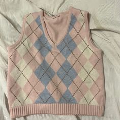 Never Worn Price Is Negotiable No Stains Or Flaws Preppy Pink Tops For Fall, Brandy Sweater, Dream List, Brandy Melville Sweaters, Reference Poses, Drawing Reference Poses, Sweater Vest, Brandy Melville, Drawing Reference