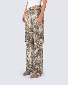 Who said blending in was an option 😏 It will be impossible to hide your fierceness in these camo twill pocket pants. Constructed from washed twill fabric, and complete with an all-over camo print, cargo pockets, and a relaxed fit 💚 The print is randomly placed so each garment will be uniquely different 😚 Camouflage Cotton Straight Leg Cargo Pants, Camouflage Cargo Pants For Fall, Camouflage Straight Leg Cotton Cargo Pants, Camouflage Straight Leg Pants With Multiple Pockets, Straight Leg Camouflage Pants With Multiple Pockets, Camouflage Cotton Bottoms With Cargo Pockets, Camouflage Cargo Pants With Straight Leg, Military Camouflage Cargo Pants With Patch Pockets, Camouflage Bottoms With Multiple Pockets For Fall