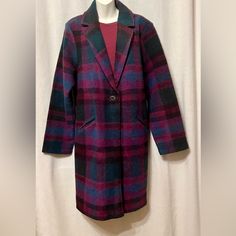 Nichole Miller Women’s Coat Extra Large Colorful Plaid Print One Button For Closure Pockets On Each Side Pit To Pit: 23” Length: 38” Brand New With Tags Imported *** Please View Picture With Button**** Ll Bean Women, Carhartt Womens, Light Cardigan, North Face Coat, Cocoon Coat, Grey Vest, Grey Coat, Faux Leather Moto Jacket, Belted Coat