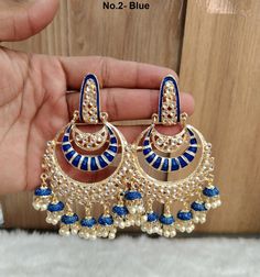 *Light Weighted Gold earrings tikka set. *Earrings length: 3.7 inches  (with drops)  *Width : 2.2 inches Gold Indian Earrings, Indian Jewelry Gold, Schmuck Gold, Indian Blue, Green Pastel, Set Earrings, Indian Earrings, Gold Jewelry Indian, Rhinestone Jewelry