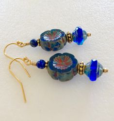 Czech Beads Jewelry, Blue Picasso, Blue Flower Earrings, Czech Glass Jewelry, Lapis Earrings, Wire Jewelry Designs, Earring Ideas, Vintage Style Jewellery, Tiny Treasures