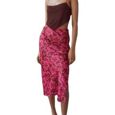 Nwt Urban Outfitters Edy Satin Floral Midi Skirt Size Xs In Great Condition No Stains, Rips, Or Holes Measurements Laying Flat Waist- 13” Hips- 17” Length- 34 Smoke Free Home *No Trades Fitted Long Skirt From Urban Outfitters, Urban Outfitters Fitted Long Skirt, Fitted Pink Skirt From Urban Outfitters, Chic Party Skirt By Urban Outfitters, Chic Party Skirt From Urban Outfitters, Urban Outfitters Fitted Party Skirt, Mesh Maxi Skirt, Sequin Midi Skirt, Urban Outfitters Skirt