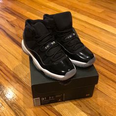 Brand New 2016 Air Jordan Xi Spacejam Size 3.5y 10/10 Condition, Unworn Black Custom Sneakers With Branded Insole, Red And White Jordans, Jordan Xi, Air Jordan Xi, Jordan Retro 3, Nike Air Jordan 6, Jordan 9 Retro, Jordans Girls, Black Jordans