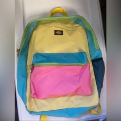 Brand New Never Used Casual Yellow Backpack For Students, Trendy Yellow Student Backpack, Casual Yellow Backpack For Daily Use, Yellow Back To School Bag With Zipper Closure, Trendy Yellow School Backpack, Yellow Student Backpack For Back To School, Casual Yellow Backpack, Yellow Student Backpack With Adjustable Strap, Casual Yellow Bag For Back To School