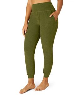 Find your flow with the stretchy  slim fit of the women's Beyond Yoga Spacedye Midi Jogger pants in a soft performance fabric—with pockets! Athleisure Yoga Pants With Pockets And Comfort Stretch, Athleisure Yoga Pants With Comfort Stretch And Pockets, Comfort Stretch Yoga Pants With Pockets, Athleisure Yoga Pants With Elastic Waistband For Relaxation, Athleisure Pants With Comfort Waistband For Relaxation, Athleisure Activewear With Ribbed Waistband For Relaxation, Mid-rise Sweatpants With Pockets For Loungewear, Stretch Athleisure Sweatpants For Relaxation, Athleisure Comfort Stretch Bottoms For Relaxation