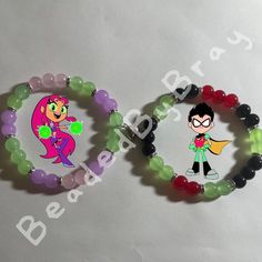 Bestie Bracelets Matching, Matching Homemade Bracelet, Homemade Bracelets With Beads Matching, Best Friend Beaded Bracelets Funny, Effy And Pandora Matching Icons, Diy Grunge Clothes, Safety Pin Crafts, Washer Jewelry, Pony Bead Bracelets