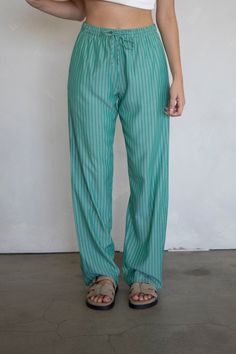 Mila Pants Boxer Pants, Dress Home, Fit Check, Striped Pants, Lookbook, Cute Outfits, Sewing, Outfit Inspo, Pants