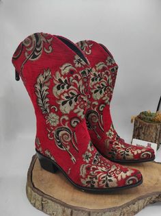 This is handmade genuine leather custom made cowboy style boots.  Custom made cowgirl boots. If you need wider calf size please let us know your calf circle measure from widest part.  There is heel approx 2 inches. If you like to have lower heel and round toe style please messages us.  Cony and chic women's boots.  Every size available.  Door to door express shipping.  If you have any questions please contact with us.  bemyboots.etsy.com Thank You Red Round Toe Heeled Boots For Rodeo, Traditional Fitted Boots For Rodeo, Bohemian Winter Boots With Pointed Toe, Bohemian Snip Toe Boots For Rodeo, Bohemian Winter Boots With Snip Toe, Bohemian Snip Toe Winter Boots, Western Style Red Fitted Heeled Boots, Bohemian Winter Snip Toe Boots, Red Fitted Western Heeled Boots