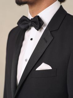 Classic Single Button Tuxedo For Formal Events, Wedding Tuxedo With Single Button, Classic Notch Lapel Tuxedo For Formal Occasions, Classic Notch Lapel Tuxedo For Semi-formal Occasions, Classic Semi-formal Tuxedo With Notch Lapel, Classic Single Button Tuxedo For Semi-formal Occasions, Black Tie Tuxedo Blazer With Notch Lapel, Black Tie Tuxedo Blazer With Pressed Crease, Classic Tuxedo With Notch Lapel