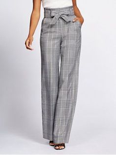 Celana Fashion, Gabrielle Union, Business Pants, Plaid Pants, Work Wardrobe, Business Attire, Fashion Mode, Work Attire, Work Fashion