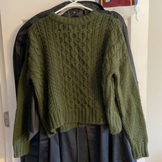 Green Sweater From Urban Outfitters (Bdg Brand) New With Tags Green Sweater Women, Green Sweaters, Fisherman Knit Sweater, Oversized Black Sweater, Chunky Oversized Sweater, Taupe Sweater, Dark Academia Clothes, Grandpa Core, Academia Clothes