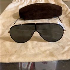 Brand New With Tags Luxury Black Aviator Shield Sunglasses, Luxury Tan Sunglasses, Designer Black Aviator Sunglasses, Ford Black, Ford Accessories, Men's Toms, Colored Sunglasses, Accessories Men, Tom Ford