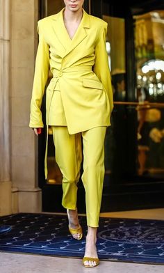 Yellow silk  tuxedo suit. Blazer +pants  please, when order give me your measurments: bust,waist, hips and your heigt. Can be in any colors Yellow Dress Accessories Jacket, Luxury Yellow Party Blazer, Yellow Chic Blazer, Cheap Chic Yellow Blazer, Luxury Yellow Winter Blazer, Luxury Yellow Office Blazer, Affordable Fitted Yellow Blazer, Luxury Yellow Semi-formal Suits, Luxury Yellow Single Breasted Blazer