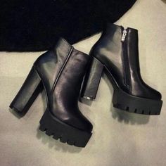 Thick Heel Boots, Thick Heel Shoes, Boot Collection, Point Design, Fashion Shoes Heels, The Darkling, Winter Fashion Boots, Women Platform Shoes, Black Heel Boots