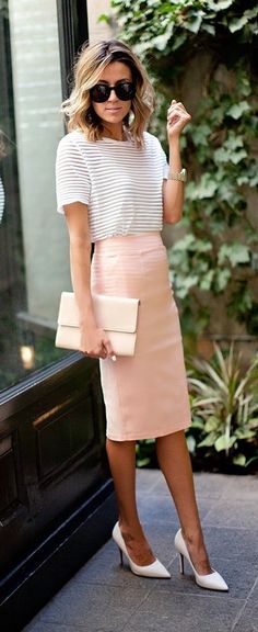 Going Away Outfit//White Striped Top, Baby Pink Pencil Skirt, White Point Toe Stillettos, White Clutch, Sunglasses Weekend Mode, Hobble Skirt, Mode Tips, Hello Fashion, Blazer Outfit, Bohol