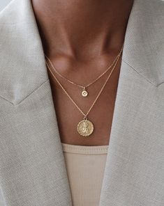 This simply elegant Guardian Angel coin necklace is handcrafted in vermeil, a thick 18K gold layer on solid 925 sterling silver. It is sturdy for everyday wear. This versatile necklace can be worn beautifully alone or layered with other necklaces. ___________________________________ D E T A I L S : ▪ Disc Diameter - 17mm▪ Model Wears - 50cm/19.7 Inches▪ 18K Gold Vermeil Necklace▪ Base Metal - Solid 925 Sterling Silver▪ Hypoallergenic▪ Shipped from Berlin▪ Orders to the US - No Customs Fees Upon Gold Coin Pendant Necklace For Layering, Elegant Coin Medallion Necklace For Everyday, Elegant Everyday Coin Medallion Necklace, Elegant Everyday Medallion Necklace Shaped Like A Coin, Classic Gold Plated Coin Necklace, Everyday Yellow Gold Plated Coin Necklace, Elegant Everyday Coin Pendant Necklace, Classic Gold Coin Necklace, Everyday Yellow Gold Coin Necklace