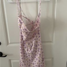 Brand New With Tags Zara Pink Floral Strappy Sundress. Size Xl Strappy Sundress, Zara Halter Top, Movie Halloween Costumes, Plunging Neck Dress, Dress Backless, Zara Dress, Strappy Dresses, Satin Maxi Dress, Dresses Backless