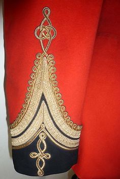 Soutache Pattern, Ringmaster Costume, Military Looks, Circus Costume, Military Uniforms, Quirky Fashion, Military Outfit, Wedding Suits Men, Historical Costume