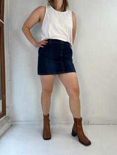 - Tommy Jeans denim mini skirt - 100% cotton - Zipper up the front - Tagged 11 Waist: 31'' Length: 15'' Sleeveless Denim Dress, Levis Denim Jacket, Mini Denim Skirt, Levis Denim, Micro Mini, Denim Mini, Denim Mini Skirt, Tommy Jeans, Jeans Denim