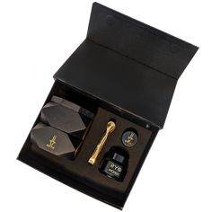 Essentials Gift Set Luxury Box Bag With Multiple Compartments For Gift, Gucci Gift Set For Men, Gift Sets Target, Luxury Silver Gift Sets, Luxury Men's Self Design Sets, Amazon Gift Sets, Matte Black Gifts, Luxury Gifts For Men Target, Unique Christmas Gift