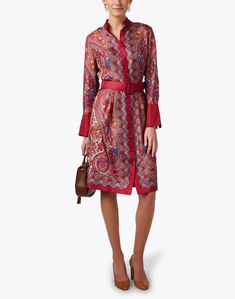 Rani Arabella’s red paisley dress is a feminine piece that is perfect for any season. Cut from intricately printed 100% silk, its easy shirt silhouette is finished with an adjustable belt for a perfect fit every time. Wear it with a neutral handbag to your next ladies lunch. Neutral Handbag, Blue And Gold Dress, Ladies Lunch, Skirt And Top Dress, Fall Style Guide, Shirt Silhouette, Printed Silk Shirt, Silk Shirt Dress, Red Paisley