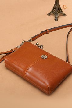 Real Cowhide Women's Clutch Messenger Bag - Korean Version Soft Faux Leather Clutch Shoulder Bag, Classic Leather Mobile Phone Bag, Leather Shoulder Bag With Mobile Phone Pocket, Leather Phone Shoulder Bag For Everyday Use, Leather Shoulder Phone Bag For Everyday Use, Leather Phone Bag Satchel For Daily Use, Light Brown Leather Shoulder Bag, Leather Phone Bag With Removable Pouch, Luxury Leather Shoulder Bag With Phone Holder