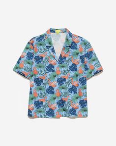 Discover our hand-drawn women's Flamingos Print Shirt, crafted from 100% Peached Cotton using a durable Poplin weave. Retro Fits, Flamingo Print, Blue Flats, Pocket Bag, Camping Shirt, Unique Print, Flamingo, Printed Shirts, Animal Print