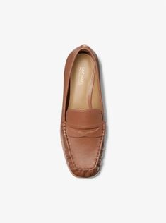 Designed with a classic penny loafer silhouette, our Carlson loafers are a timeless wardrobe essential. They’re made from rich smooth leather and finished with gathered top-stitch detailing. You’ll love the hint of polish they add to any look. Classic Spring Leather Loafers, Classic Leather Loafers For Spring, Fitted Leather Loafers For Office, Classic Business Moccasins For Spring, Classic Spring Loafers With Almond Toe, Classic Spring Business Moccasins, Chic Fitted Loafers For Work, Classic Almond Toe Loafers For Spring, Timeless Leather Loafers For Spring