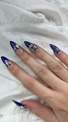 French Nails With Star Design, Almond Nails Silver Design, Nails With Metallic Design, Blue Silver Nails Ideas, Blue Nails With Silver Stars, Red And Blue Nail Designs, Blue French Tips With Stars, Stars Almond Nails, Star Blue Nails