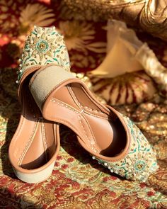 Elevate your attire with our Beige Jutti - a perfect blend of traditional craftsmanship and modern style. Handcrafted for quality and comfort, these juttis are ideal for weddings, celebrations, and daily wear. From neutral hues to delicate pearl embellishments, explore our selection for a touch of elegance. Bridal Jutti, Punjabi Design, Punjabi Jutti, Ethiopia, Brunei, Modern Style, Daily Wear, Embellishments, Weddings