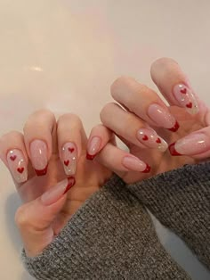 Verschiedenfarbig  Collar    Bunte Nägel Embellished Red Coffin Nails Design, Red Grad Nails, Elegant Nails Square, Red Nails Rhinestones, Nails Inspiration Valentines, Red French Tip Nails With Design, Foot Nail Designs, Nail Art Designs Coffin, Red Cute Nails