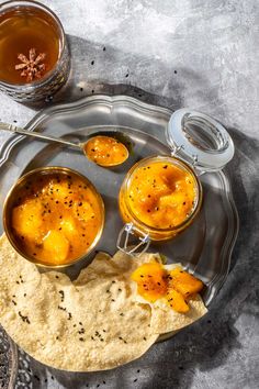 Indian mango chutney in a jar and a bowl with some poppadoms on a plate. Indian Mango, Mango Chutney, Chutney Recipe, Dip Recipes Easy, Curry Chicken Recipes, Chutney Recipes