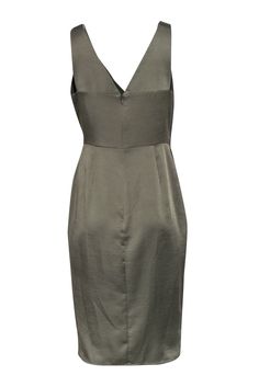 Slip into some casual satin this weekend with this simple yet sleek dress from Reiss. Featuring a surplice neckline and buttons down the side, this versatile midi dress will be your go-to piece for an effortless look. Pair with a crossbody bag and sandals or dress it up with heels. Size 8 100% Polyester Invisible zipper back Surplice style Front button detail Back zipper Bust 35" Waist 30" Shoulder to hem 42" Sleek Sleeveless Satin Midi Dress, Elegant Silk Sleeveless V-neck Dress, Sleeveless Silk V-neck Dress For Spring, Spring Sleeveless Silk V-neck Dress, Chic Sleeveless Silk V-neck Dress, Chic Solid Color Sleeveless Satin Dress, V-neck Satin Dress For Work, Sleek Knee-length Satin Dress, Chic Knee-length Sleeveless Silk Dress