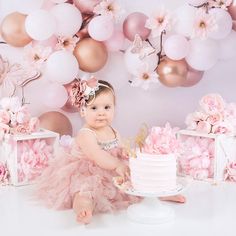 Baby Girl Cake Smash Theme, First Birthday Girl Cake Smash, Baby Girl First Birthday Outfit, 1st Birthday Girl Dress, Blush Flower Girl Dress, Tutu En Tulle, Champagne Flower Girl, Cake Smash Theme, Cake Smash Pictures