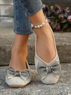 Sparkling Bow Flat Shoes: Perfect for Walking and Shopping in Style Elegant Lace-up Synthetic Flats, Slip-on Synthetic Party Flats, Casual Party Flats With Round Toe, Trendy Flats With Bow, Couple Sneakers, Party Flats, Glitter Flats, Women Platform Sandals, Chic Heels