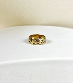 A Vintage 14k Gold Handcarved Floral Style Band All items are XRay and Acid tested to ensure metal authenticity.  Weight: 6.1 grams Ring Size: 6.25 Width: 6.5mm Luxury Carved Jewelry For Formal Occasions, Antique Yellow Gold Engraved Carved Ring, Antique Carved Yellow Gold Engraved Ring, Antique Carved Engraved Yellow Gold Ring, Antique Style Carved Engraved Yellow Gold Ring, Luxury Carved Jewelry For Anniversary, Antique 22k Gold Engraved Jewelry, Antique Engraved 22k Gold Jewelry, Classic Engraved 22k Gold Jewelry