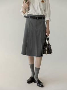 A half skirt with different pleats on the front and back. Pair it with a slender belt to create a classic and fashionable outfit. This item has a sophisticated look and a casual feel. 
 
 
 Size 
 
 
 XS size 
 
 Total length: 61cm 
 Waist: 62cm 
 Hip: 85cm 
 
 S size 
 
 Total length: 62cm 
 Waist: 66cm 
 Hip: 89cm 
 
 M size 
 
 Total length: 63cm 
 Waist: 70cm 
 Hip: 93cm 
 
 L size 
 
 Total length: 64cm 
 Waist: 74cm 
 Hip: 97cm 
 
 
 
 
 
 
 Material 
 
 Polyester 
 Rayon 
 
 
 Model worn Different Pleats, Half Skirt, Pleated Skirt, Fashion Outfits, Skirt, How To Wear