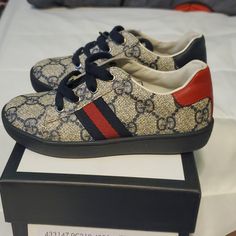 Gucci Ace Supreme Kids Sneakers Navy Blue Size 25 Logo Trainers I'm Excellent Condition Worn Once Blue Gucci Lace-up Sneakers, Blue Gucci Sneakers With Branded Insole, Blue Gucci Sneakers With Round Toe, Gucci Blue Round Toe Sneakers, Blue Low-top Gucci Sneakers, Blue Gucci Low-top Sneakers, Gucci Blue Leather Sneakers, Designer Blue Gucci Sneakers, Blue Lace-up Gucci Sneakers