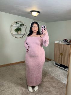 Cute maxi dress + off the shoulder + white boots + ribbons + bows + follow for more inspo !! Winter Dress Plus Size Outfit, Pink Dresses Plus Size, Pink Dress White Boots, Pink Outfits Plus Size, Pink Plus Size Outfits, Plus Size Pink Outfits, Dress Outfits Plus Size, Dress And Sweater Outfit, Plus Size Winter Dress