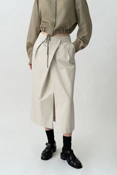 Industrial Revolution Fashion, Linen Style Fashion, Zero Waste Fashion, Wrap Pants, Fashion Design Portfolio, Skirt Trends, Two Piece Pants Set, Sanya, Fashion Design Clothes