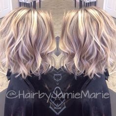 Wavy Blonde Bob Hair Color Ideas For Blondes To Cover Gray, Winter Blonde Bob Hair, Medium Hairstyle Women Balayage, 2023 Hair Trends For Women Short Blonde, Beige Blonde Hair Fair Skin, Extension Bob Short Hair, Bob Haircut On Wavy Hair, Blonde Hair Color Ideas To Hide Gray, Cool Blonde Medium Length Hair