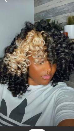 Skunk Stripe Crochet Hair, Mohawk Hairstyle Black Women, Crimping Natural Hair, Jumbo Curls On Natural Hair, Curling Rods Hairstyles, Perm Rod Set Black Women, Curly Bush Weave Black Women, Crimps Hairstyles For Black Women Short, Black And Blonde Hair Black Women Curly