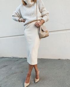 Knit Skirt Outfit, Fam Pics, Sustainable Wardrobe, Elegante Y Chic, Fabulous Style, Chique Outfits