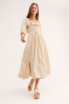 Oasis Midi Dress - Beige Flowy Long Sleeve Smocked Midi Dress - Beige Flowy Midi Dress - Peasant Top Long Sleeve Beige Dress - Flowy Dresses - Flowy Boho Dresses All Star Branco, Looks Hippie, Causal Dresses, Oasis Dress, Shirred Dress, Moda Boho, Cotton Midi Dress, Mode Inspiration, Trending Dresses