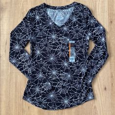 Super Soft And Stretchy. Brand New. Spooky Black Long Sleeve Top, Black Stretch Halloween Tops, Black Stretch Top For Halloween, Black Stretch Tops For Halloween, Whiskey Girl, Long Sleeve Workout Shirt, Lululemon Shirt, Plus Size Tees, Halloween Spider Web