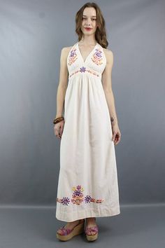 Vintage 70s Embroidered Mexican Hippie Boho Wedding Maxi Dress, fits XXS/XS White Fitted Bohemian Halter Dress, White Maxi Length Halter Dress For Wedding, White Halter Maxi Dress For Wedding, Bohemian Halter Neck Wedding Dress, Vintage White Halter Neck Dress, Cream Embroidered Dress For Summer Wedding, Summer Wedding Cream Embroidered Dress, Bohemian Sleeveless Embroidered Wedding Dress, Wedding Dresses Hippie