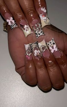 Zebra Print Duck Nails, Duckies Nails Y2k, Zebra Print Nails 2000s, Leopard Print Nails 2000s, Lepord Print 2000s Nails, Retro Nails, Punk Nails